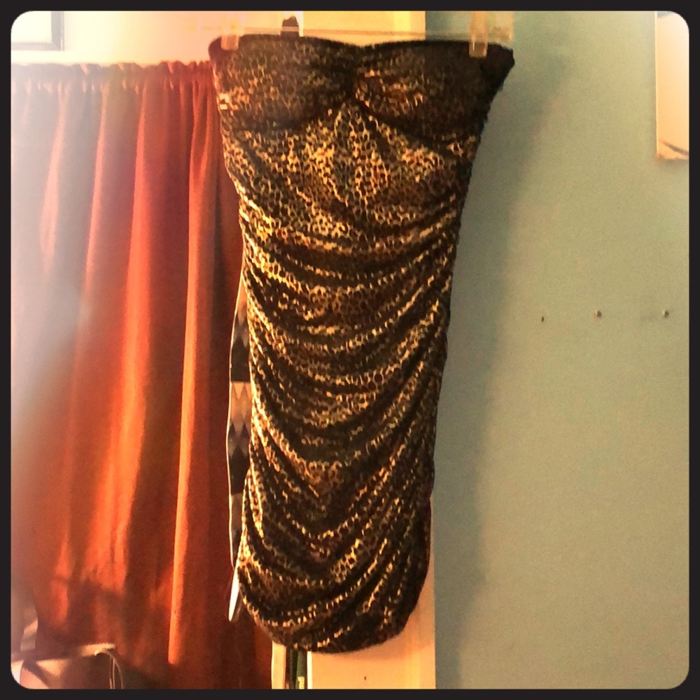 Forever 21 right mini dress leopard print